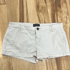 Express light cream color Jean Shorts Classic Summer Style